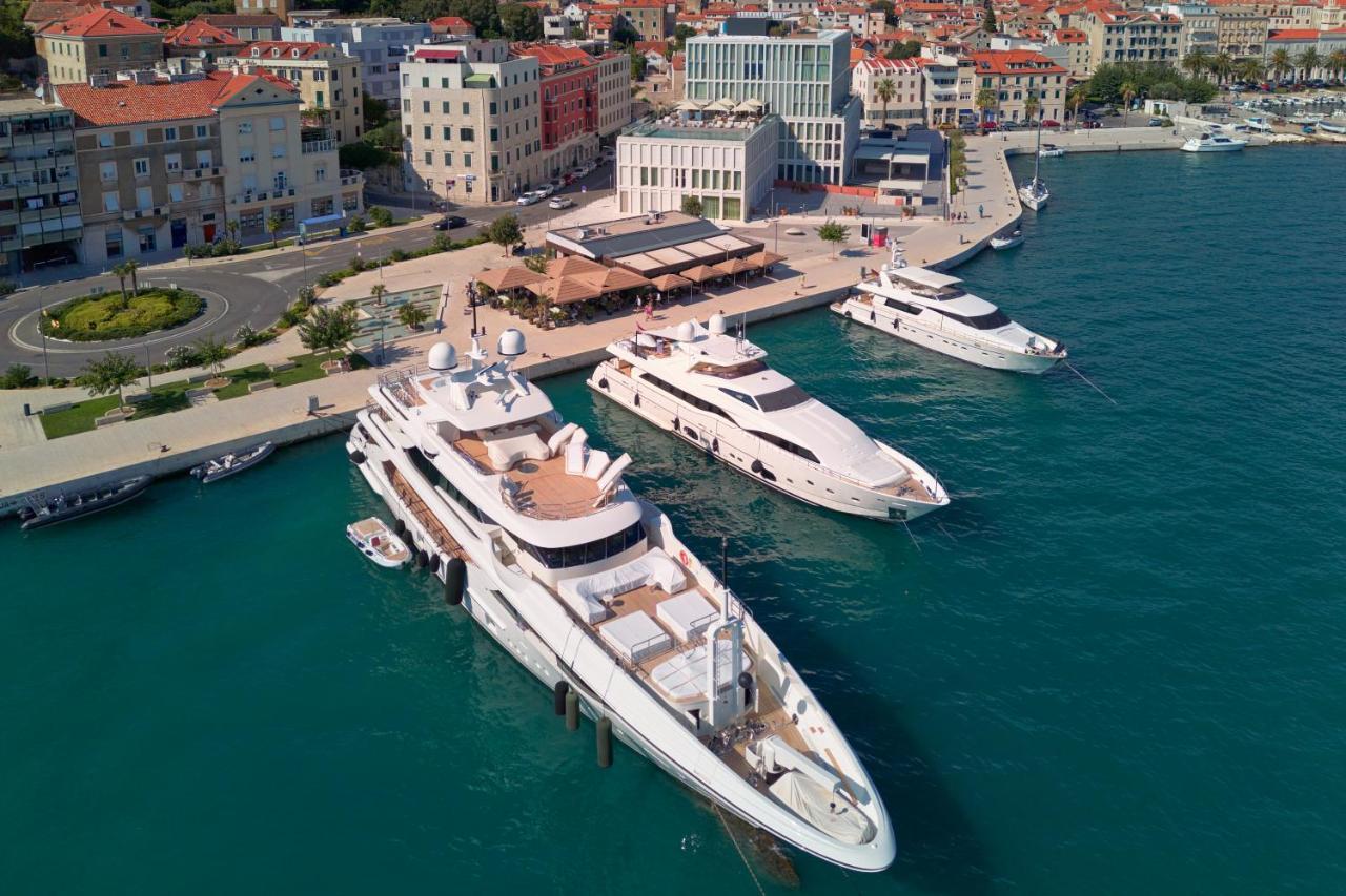 Hotel Ambasador Сплит Экстерьер фото The Port of Trogir