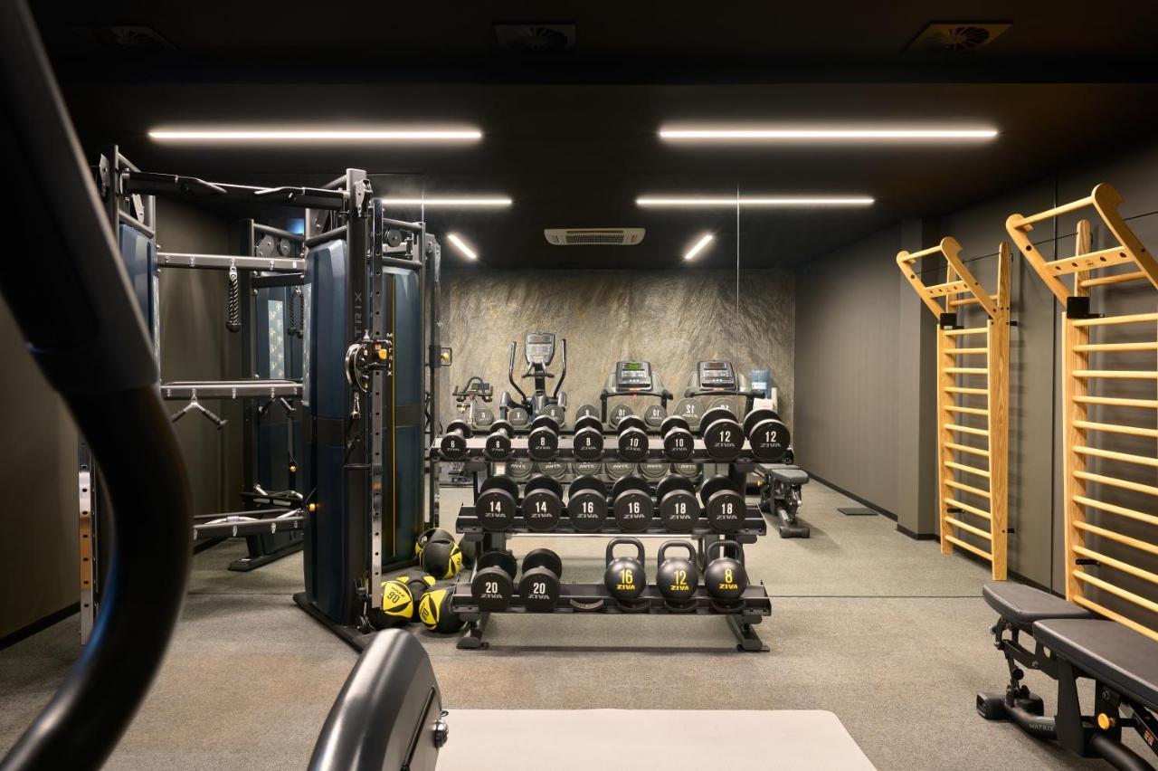 Hotel Ambasador Сплит Экстерьер фото The gym at The Ivy Collection