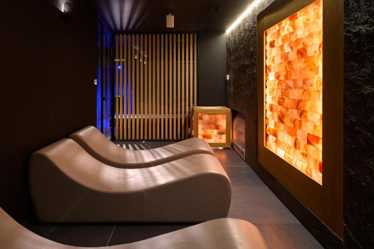 Hotel Ambasador Сплит Экстерьер фото Salt room