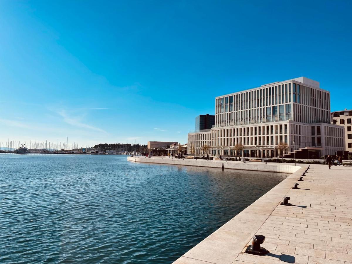 Hotel Ambasador Сплит Экстерьер фото The new building of the University of Rijeka